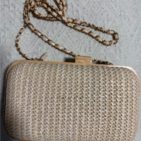Handbags - Elegant Cream Woven Clutch with Gold Chain